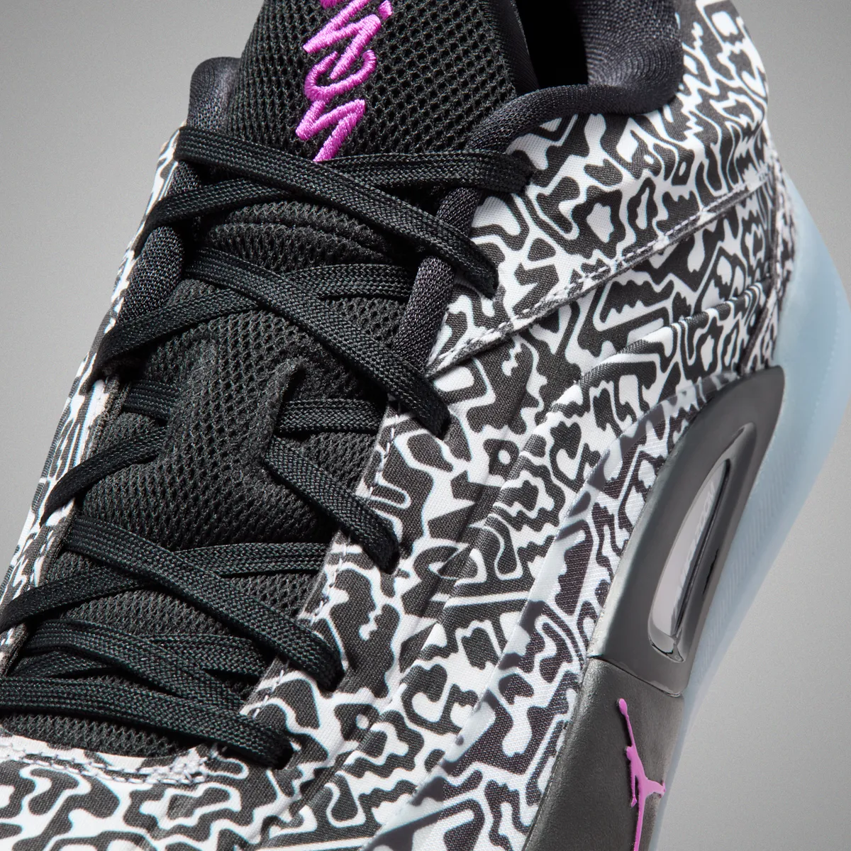 ZION 4 PF / ザイオン 4 PF Black White Vivid Purple | スニーカーラボ