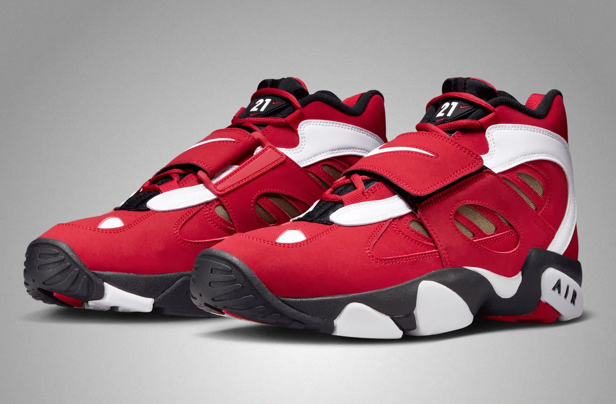 NIKE AIR DIAMOND TURF 2 / ナイキ エア ダイヤモンド ターフ 2 Prime Red Black Metallic Gold White HQ2631-600