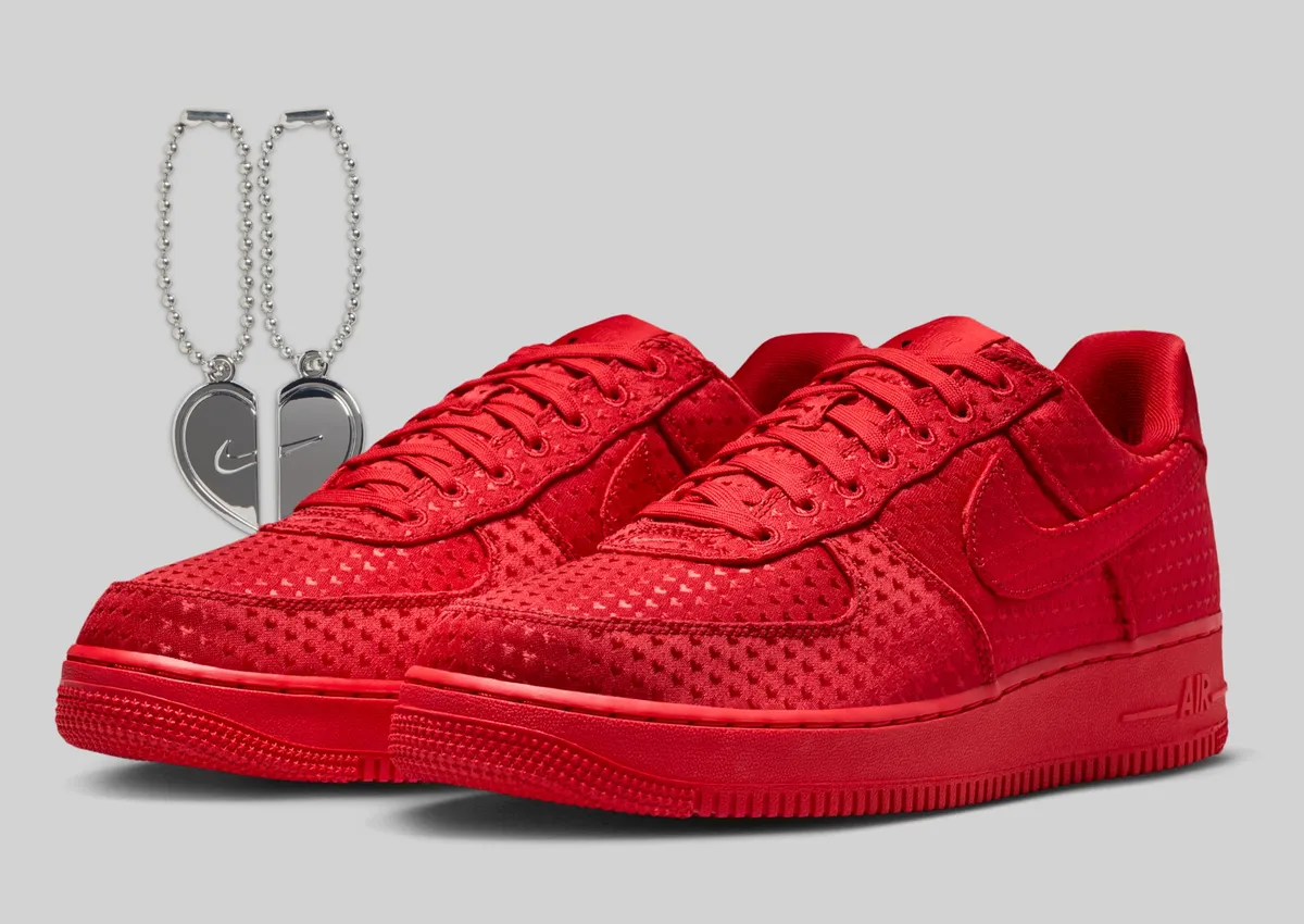 NIKE AIR FORCE 1 RETRO / ナイキ エア フォース 1 レトロ Valentine's Day University Red Black University Red IB6836-600