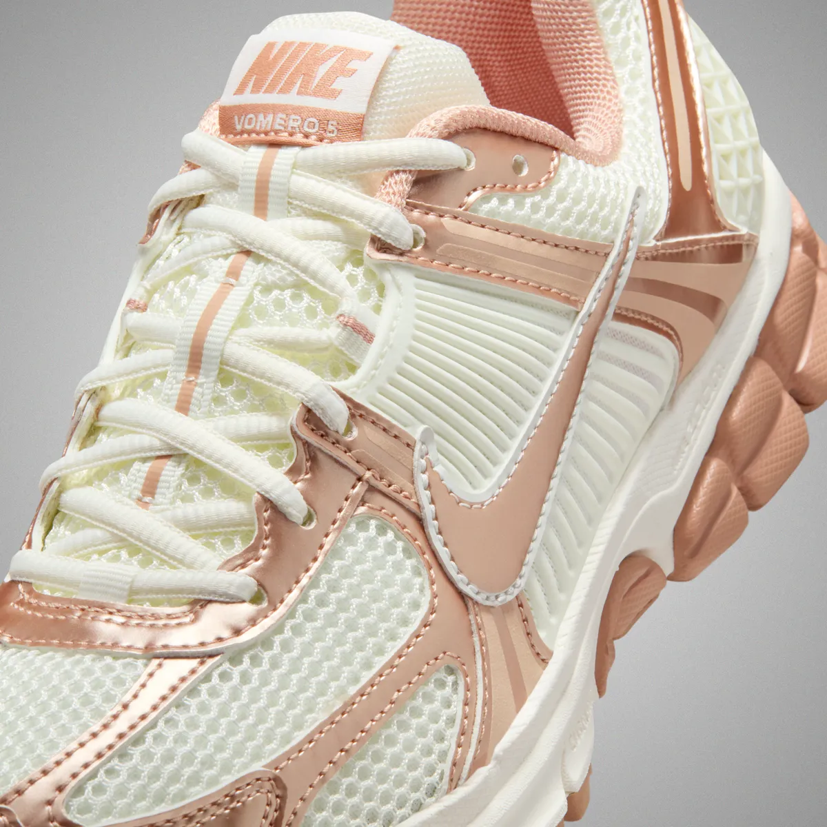 NIKE ZOOM VOMERO 5 / ナイキ ズーム ボメロ 5 Sail Rose Gold IQ9603-133