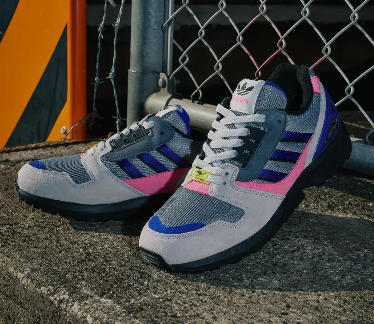 蓮 1/23発売 ADIDAS ORIGINALS ZX 8000 / アディダス オリジナルス ZX